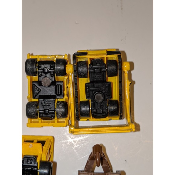 Lot 4 Vintage Galoob Micro Machines Construction Trucks Yellow Black - Picture 9 of 9